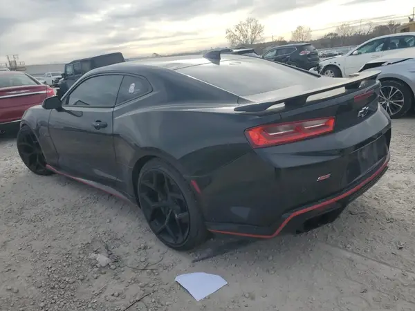 1G1FG1R72H0121516 2017 CHEVROLET CAMARO - Image 2
