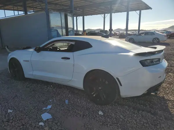 1G1FG1R73J0168138 2018 CHEVROLET CAMARO - Image 2