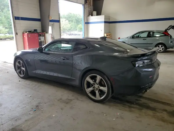 1G1FG1R74J0110992 2018 CHEVROLET CAMARO - Image 2