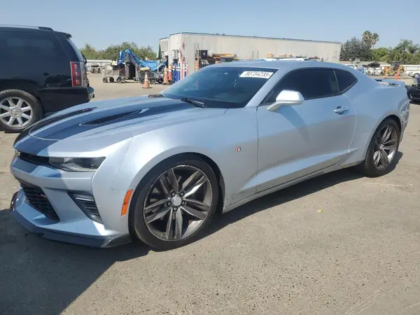 1G1FG1R77J0133683 2018 CHEVROLET CAMARO - Image 1