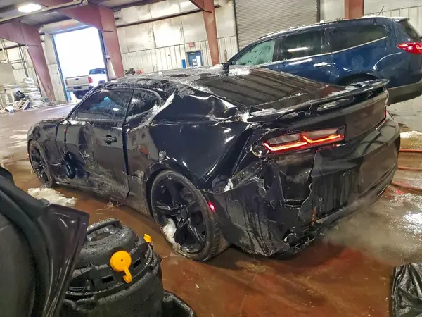 1G1FG1R78H0113758 2017 CHEVROLET CAMARO - Image 2