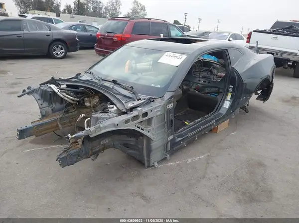 1G1FG1R78H0114828 2017 CHEVROLET CAMARO - Image 2