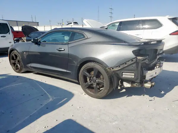 1G1FG1R7XH0123188 2017 CHEVROLET CAMARO - Image 2