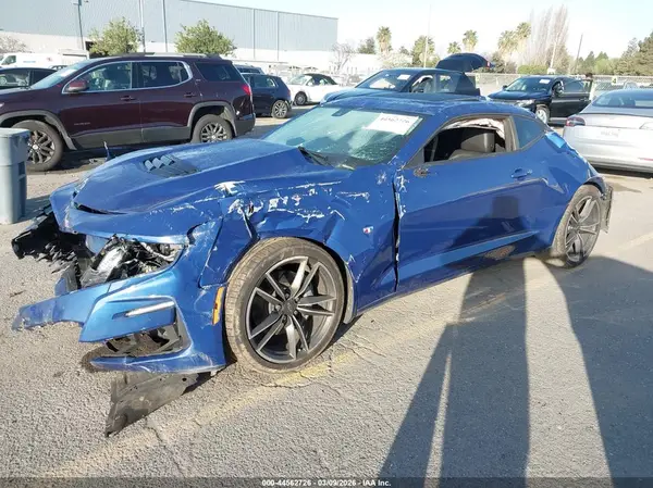 1G1FG1R7XM0137246 2021 CHEVROLET CAMARO - Image 2