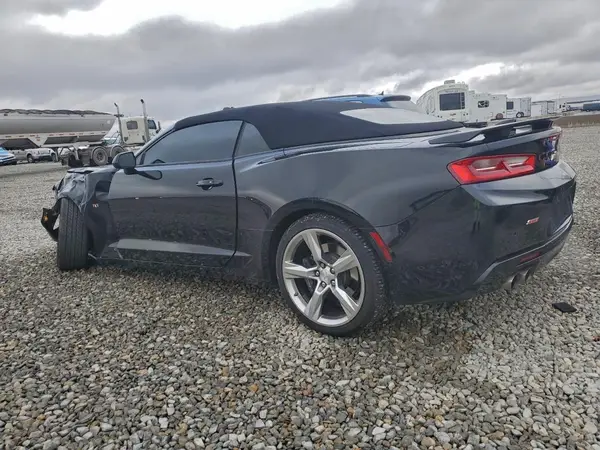 1G1FG3D7XJ0107601 2018 CHEVROLET CAMARO - Image 2