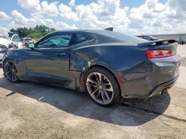 1G1FH1R70H0104579 2017 CHEVROLET CAMARO - Image 2