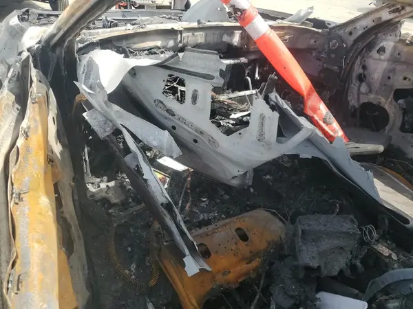 1G1FH1R70H0104937 2017 CHEVROLET CAMARO - Image 8