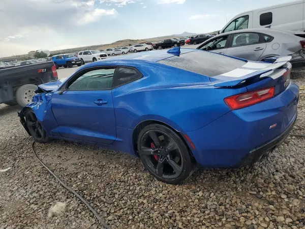 1G1FH1R70H0122323 2017 CHEVROLET CAMARO - Image 2