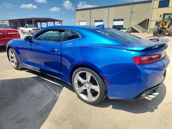 1G1FH1R70J0142741 2018 CHEVROLET CAMARO - Image 2