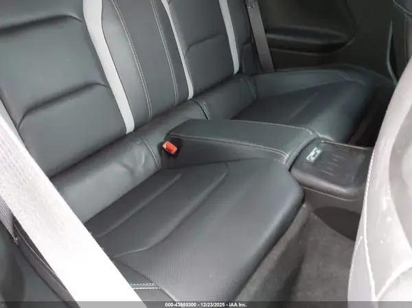 1G1FH1R71H0101187 2017 CHEVROLET CAMARO - Image 8