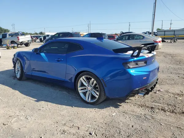 1G1FH1R71H0103005 2017 CHEVROLET CAMARO - Image 2