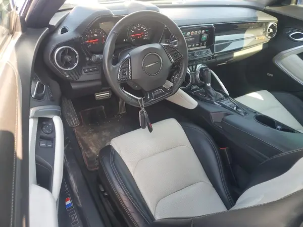 1G1FH1R71H0103005 2017 CHEVROLET CAMARO - Image 8