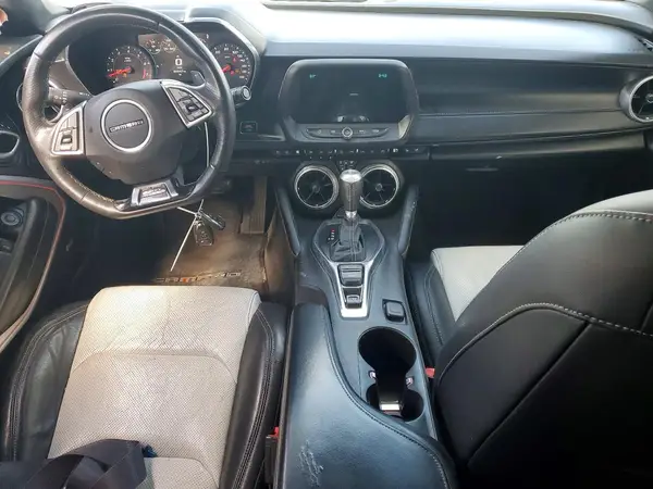 1G1FH1R71H0160417 2017 CHEVROLET CAMARO - Image 8