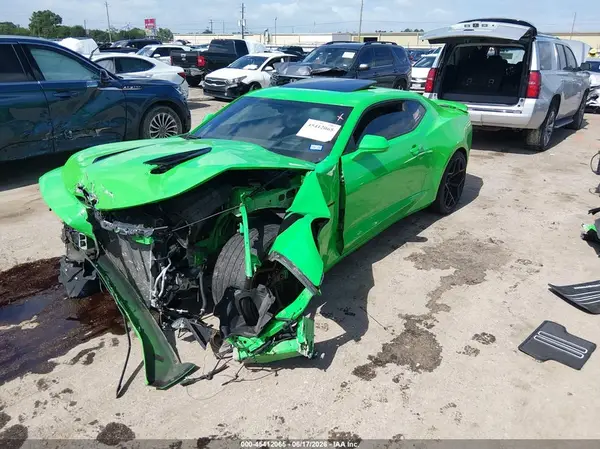 1G1FH1R71H0197001 2017 CHEVROLET CAMARO - Image 2