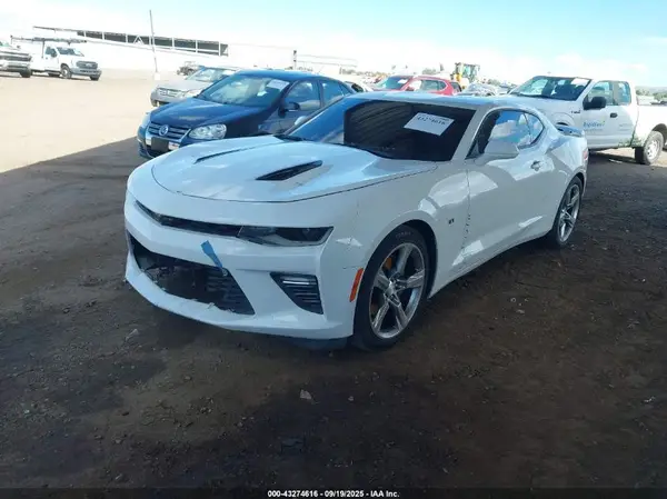 1G1FH1R71J0127200 2018 CHEVROLET CAMARO - Image 2