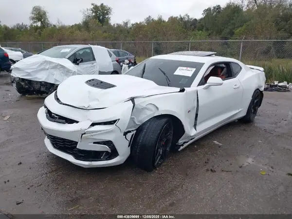 1G1FH1R71M0120512 2021 CHEVROLET CAMARO - Image 2