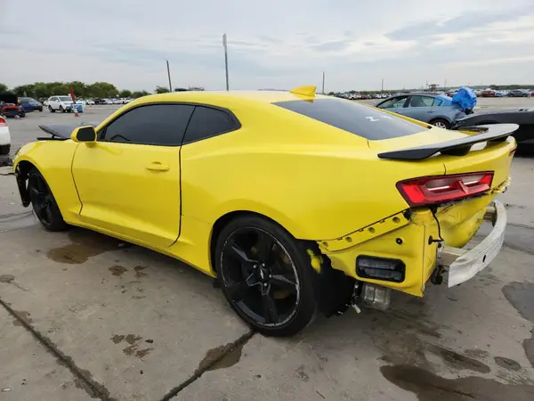 1G1FH1R72H0126244 2017 CHEVROLET CAMARO - Image 2