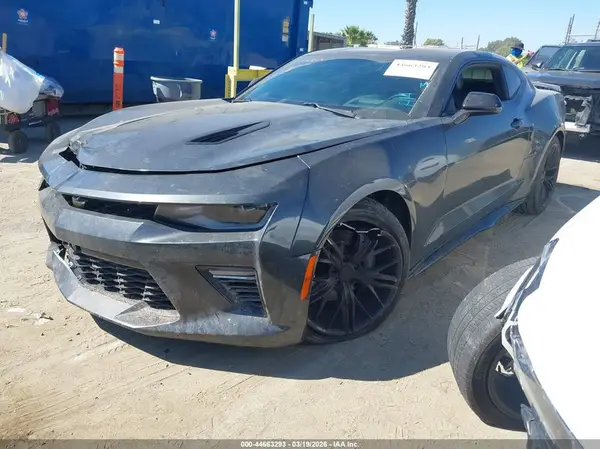 1G1FH1R72J0185171 2018 CHEVROLET CAMARO - Image 2