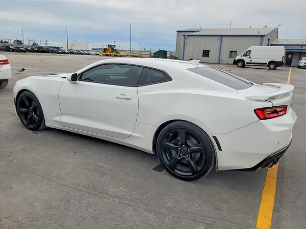 1G1FH1R73H0132411 2017 CHEVROLET CAMARO - Image 2
