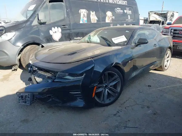 1G1FH1R73J0127876 2018 CHEVROLET CAMARO - Image 2