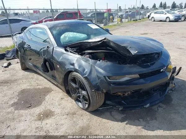 1G1FH1R73J0145066 2018 CHEVROLET CAMARO - Image 1