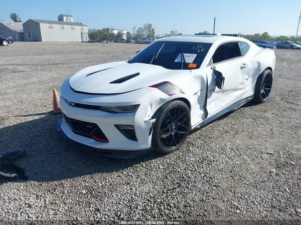 1G1FH1R73J0189018 2018 CHEVROLET CAMARO - Image 2