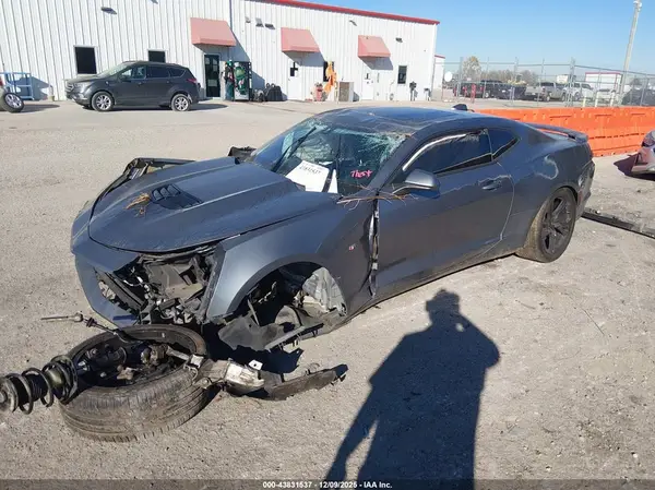 1G1FH1R73L0111793 2020 CHEVROLET CAMARO - Image 2