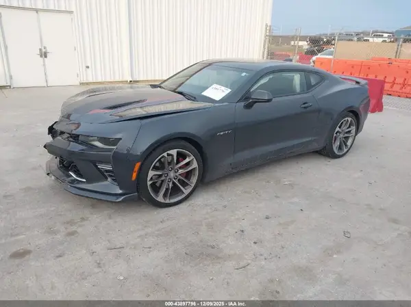 1G1FH1R74H0183092 2017 CHEVROLET CAMARO - Image 2
