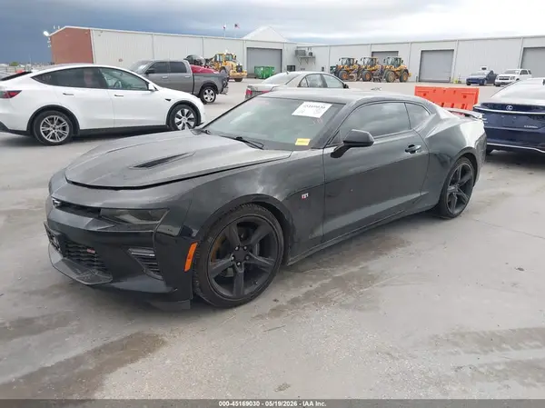 1G1FH1R74J0132519 2018 CHEVROLET CAMARO - Image 2