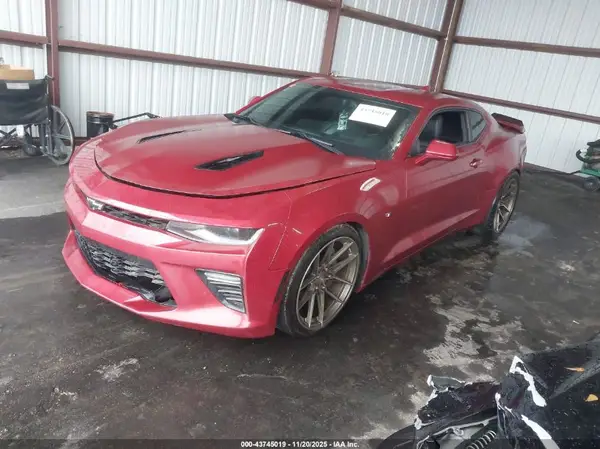 1G1FH1R74J0132780 2018 CHEVROLET CAMARO - Image 2