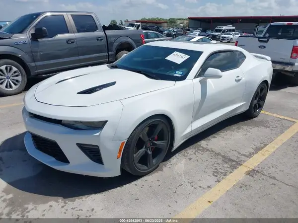 1G1FH1R74J0138014 2018 CHEVROLET CAMARO - Image 2
