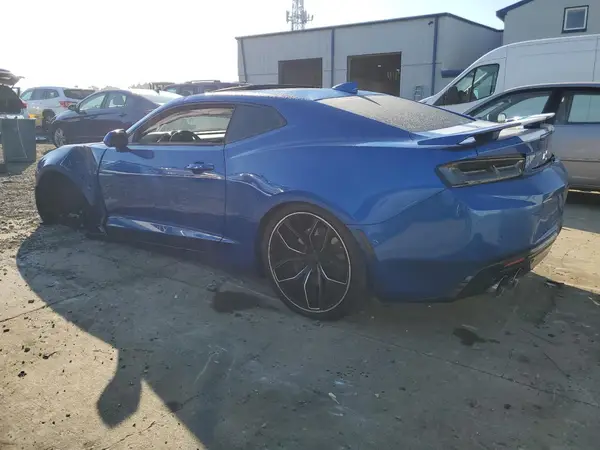 1G1FH1R74J0155685 2018 CHEVROLET CAMARO - Image 2