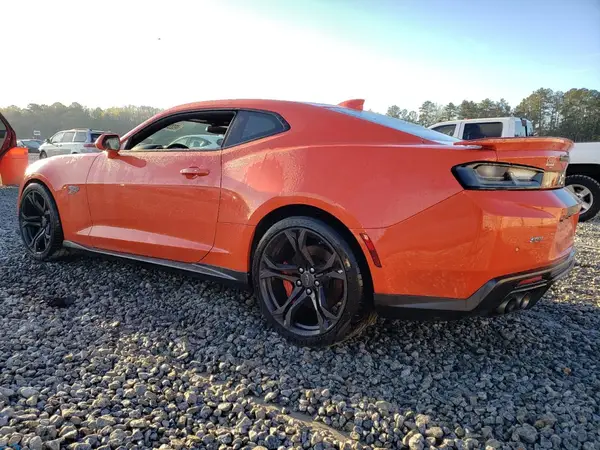 1G1FH1R74J0168162 2018 CHEVROLET CAMARO - Image 2