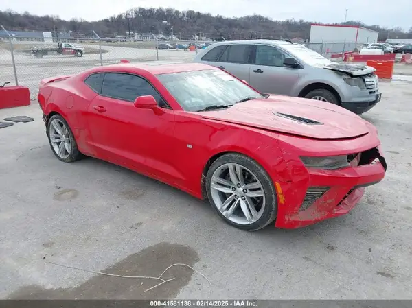 1G1FH1R74J0185575 2018 CHEVROLET CAMARO - Image 1