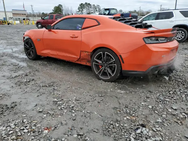 1G1FH1R74J0188038 2018 CHEVROLET CAMARO - Image 2