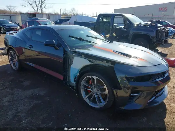 1G1FH1R75H0108062 2017 CHEVROLET CAMARO - Image 1