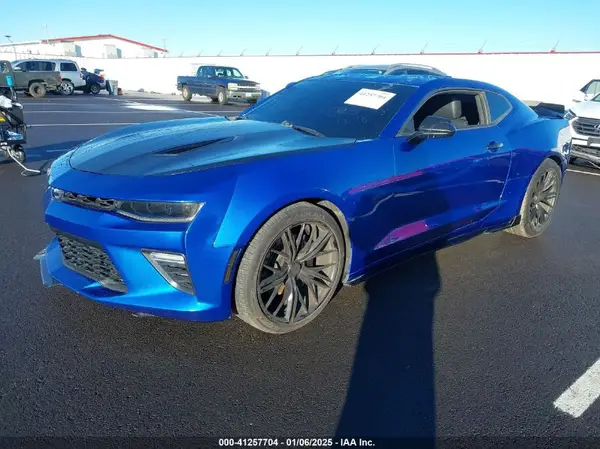 1G1FH1R75H0134788 2017 CHEVROLET CAMARO - Image 2