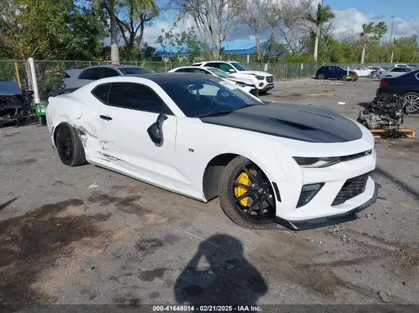 1G1FH1R75H0188821 2017 CHEVROLET CAMARO - Image 1