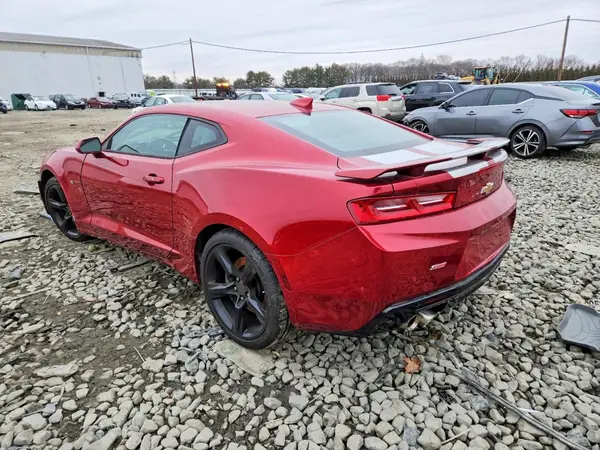 1G1FH1R75J0101215 2018 CHEVROLET CAMARO - Image 2