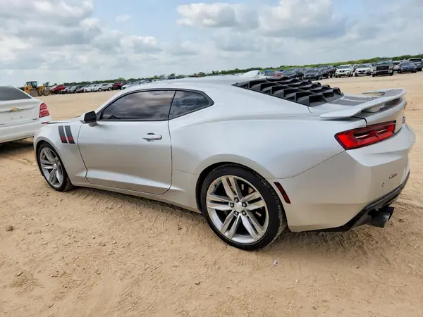 1G1FH1R75J0104406 2018 CHEVROLET CAMARO - Image 2