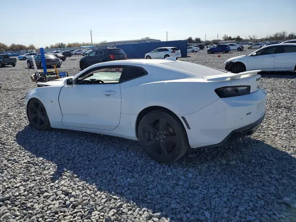 1G1FH1R75J0142587 2018 CHEVROLET CAMARO - Image 2