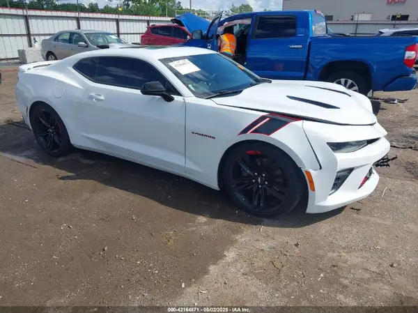 1G1FH1R75J0153802 2018 CHEVROLET CAMARO - Image 1