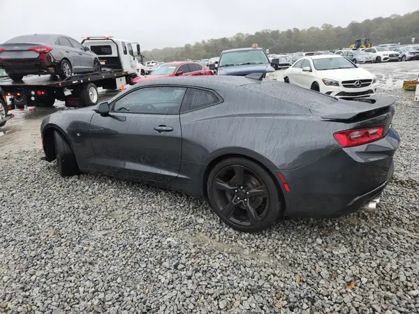 1G1FH1R75J0156523 2018 CHEVROLET CAMARO - Image 2