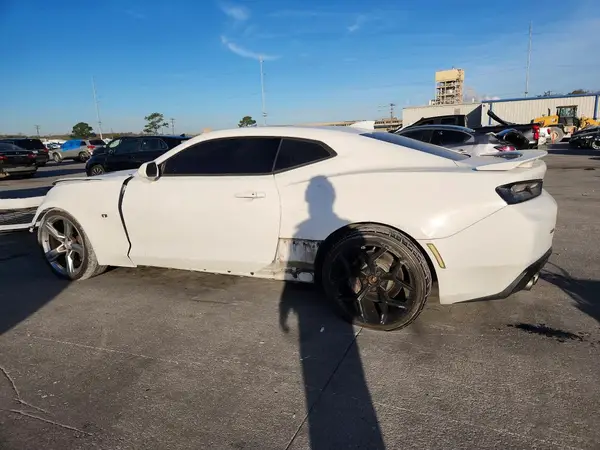 1G1FH1R76H0168657 2017 CHEVROLET CAMARO - Image 2