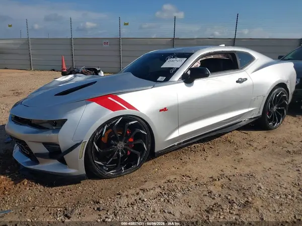 1G1FH1R76H0190769 2017 CHEVROLET CAMARO - Image 2