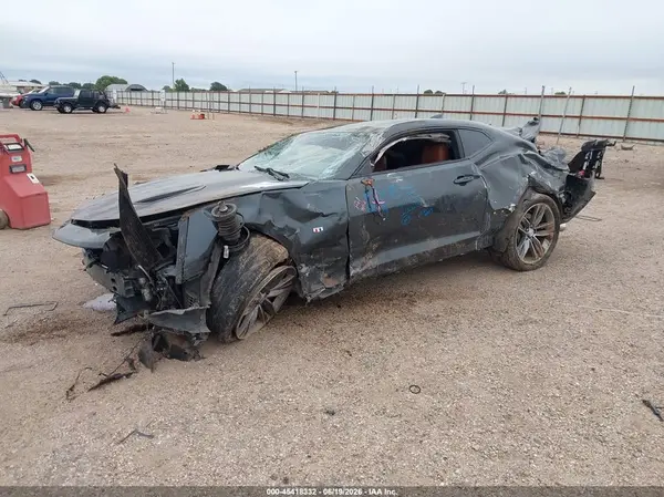 1G1FH1R76H0211135 2017 CHEVROLET CAMARO - Image 2