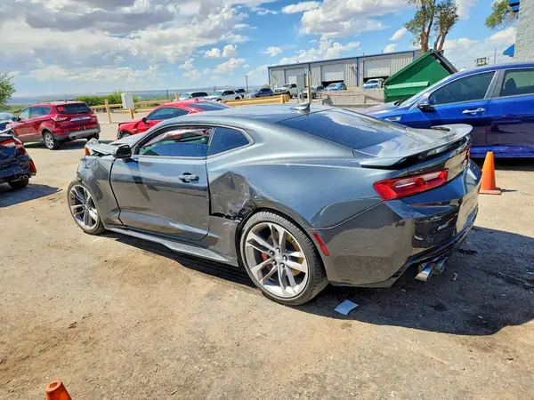 1G1FH1R77H0161930 2017 CHEVROLET CAMARO - Image 2