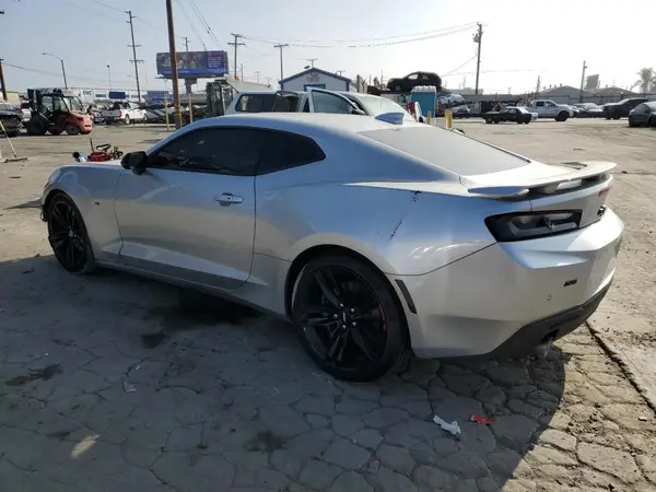 1G1FH1R77J0111339 2018 CHEVROLET CAMARO - Image 2