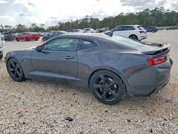 1G1FH1R77J0140811 2018 CHEVROLET CAMARO - Image 2
