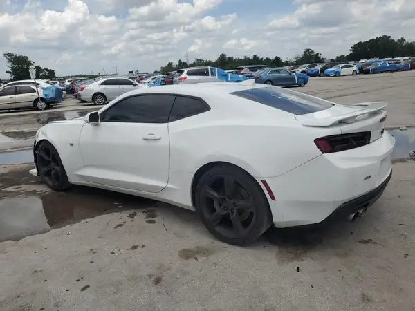 1G1FH1R77J0171668 2018 CHEVROLET CAMARO - Image 2